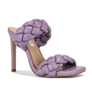 Kenley Heel in Lavender
Steve Madden  size 9.5